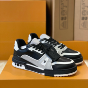 Loui Vuitto TRAINER SNEAKER