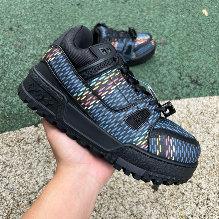 LV TRAINER MAXI Black pattern - Image 7
