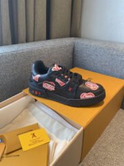 Loui Vuitto TRAINER SNEAKER - Image 6