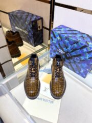 LOUS VUITON BOOTS - Image 6