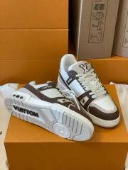Loui Vuitto TRAINER SNEAKER - Image 3