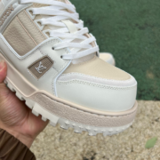 LV TRAINER MAXI Off-white brown - Image 7