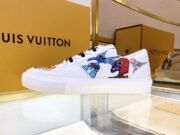 Loui Vuitto Low-Top SNEAKER - Image 5