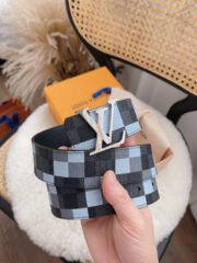 Loui Vuitto Belt-4CM - Image 8