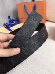 Loui Vuitto Belt-4CM - Image 3