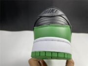 Nike SB Dunk Low Classic Green BQ6817-302 - Image 3