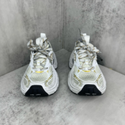 BLCG Sneaker 6XL - Image 4