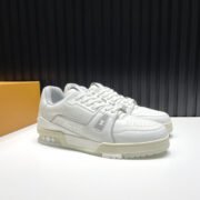 LV TRAINER SNEAKER LOW - Image 2