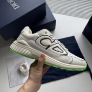 DR B30 Sneakers - Image 7