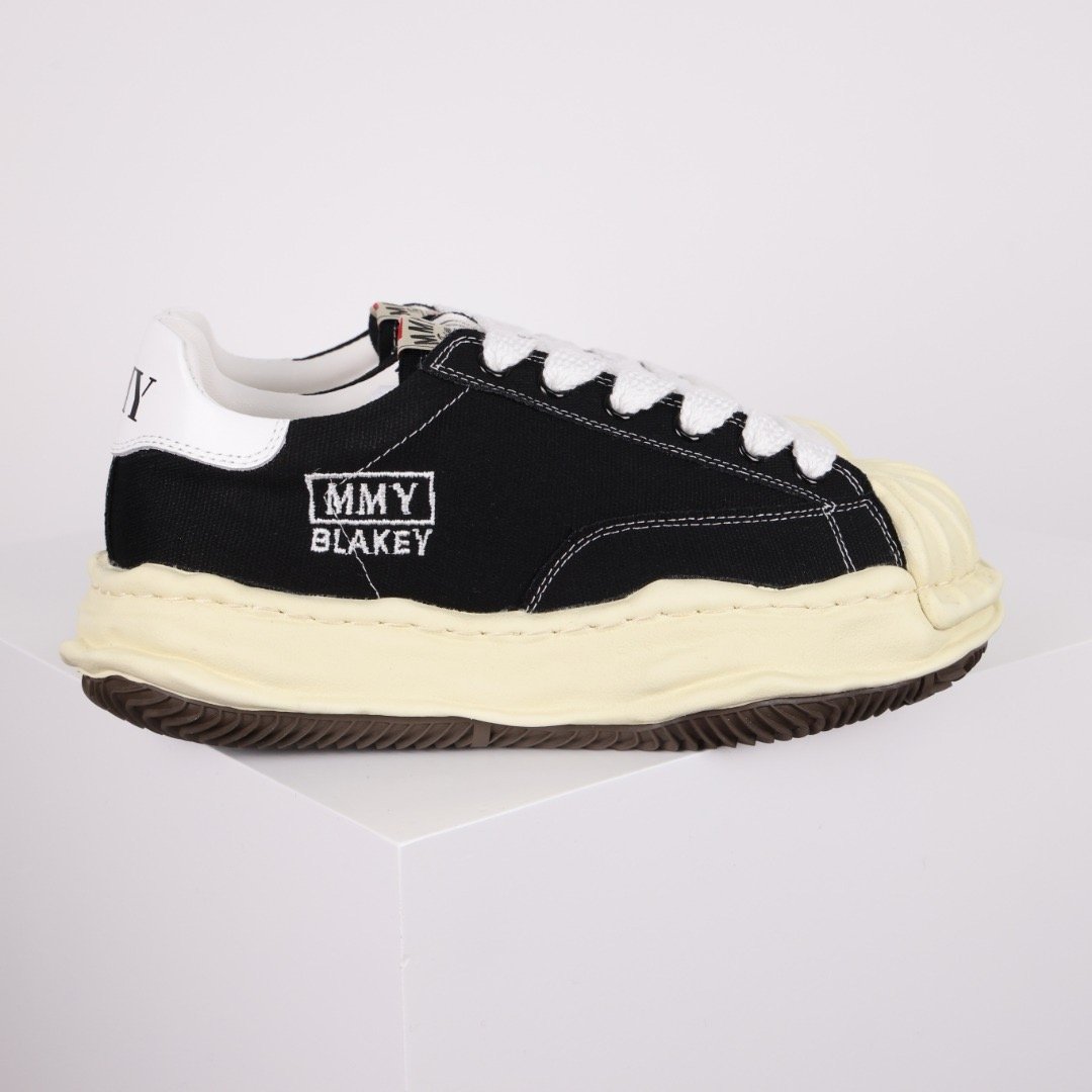 a5924f3a1080cd509cc297657956ce751651b5a4 MAISON MIHARA YASUHIRO MMY Sneaker - Image 3