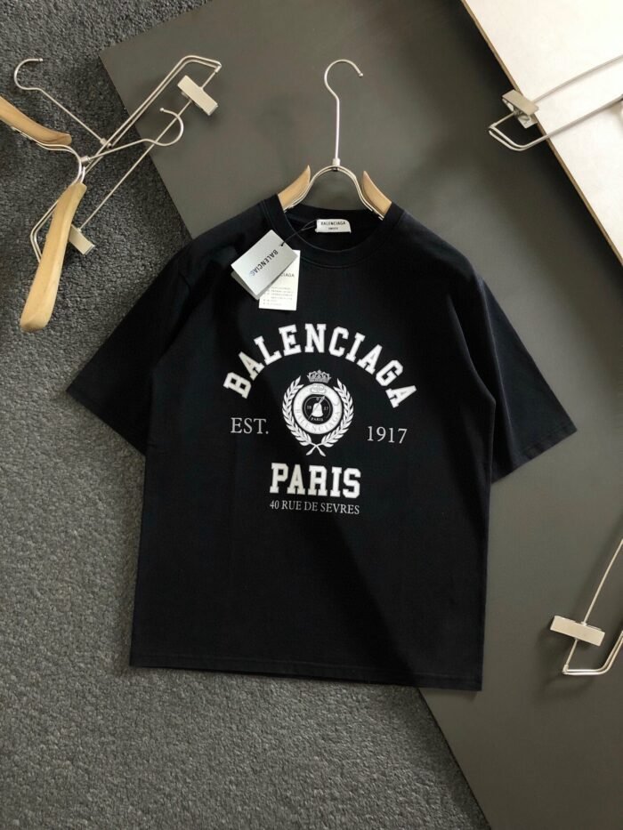 Balenciaga T-shirts - Image 1