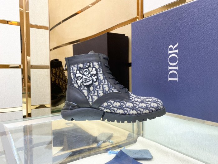 a8202f45b843b7beafb9ab1c698a2badc59ddbde DR BOOTS - Image 9