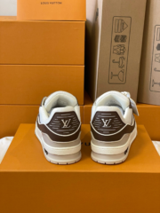 Loui Vuitto TRAINER SNEAKER - Image 6
