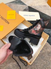 LOUS VUITON LAUREATE PLATFORM DESERT BOOT - Image 4