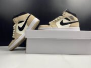 Air Jordan 1 Mid 'Barely Orange' BQ6472 -800 - Image 3