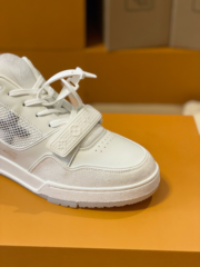 Loui Vuitto TRAINER SNEAKER - Image 7