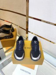 Loui Vuitto MILLENIUM SNEAKER - Image 8
