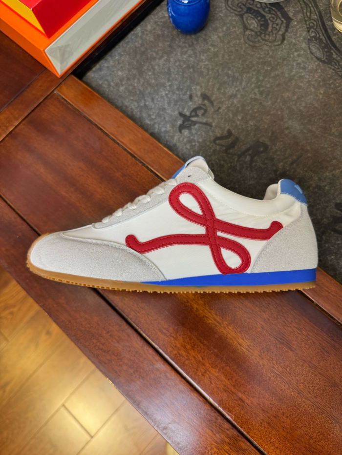 Loew Ballet Runner 2.0 - Image 1
