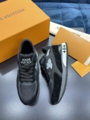 Loui Vuitto TRAINER SNEAKER - Image 3