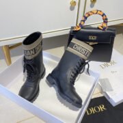 DR BOOTS - Image 3