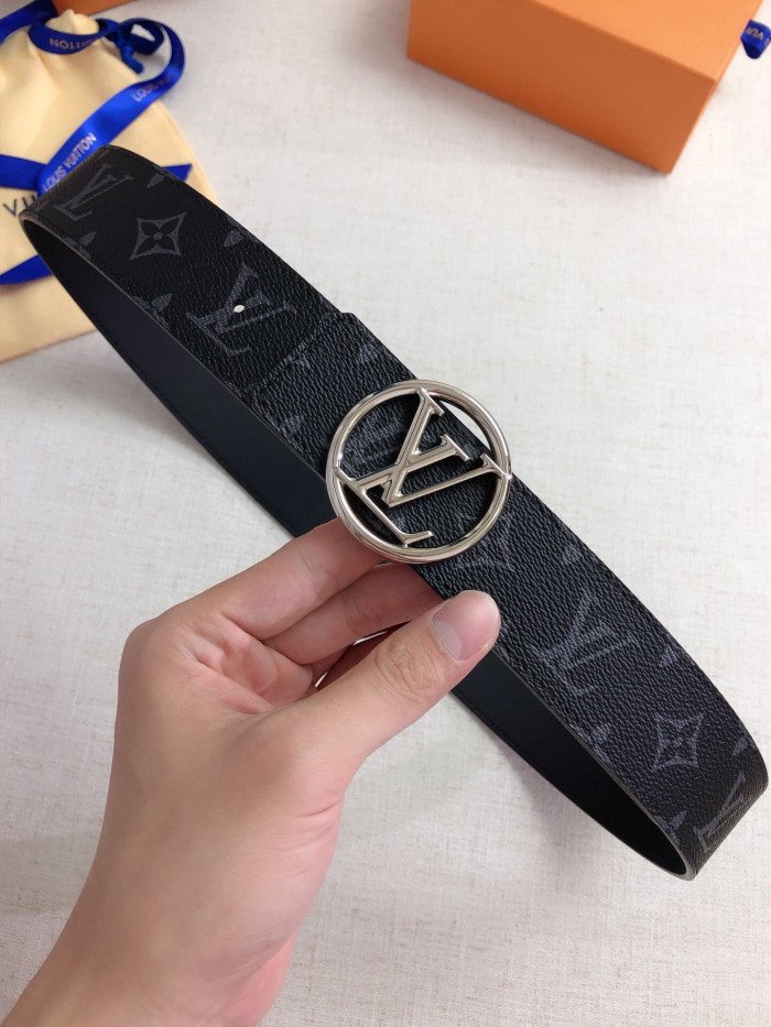b79198fc1ea43340f7c7161962b2666aa37fbe4d Loui Vuitto Belt-4CM - Image 1