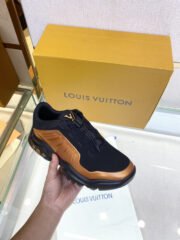 Loui Vuitto MILLENIUM SNEAKER - Image 8