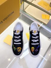 Loui Vuitto Low-Top SNEAKER - Image 9