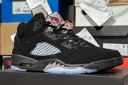 AIR JORDAN 5 BLACK METALLIC (2016) 845035-003