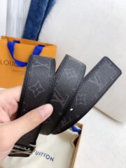 Loui Vuitto Belt-4CM - Image 6