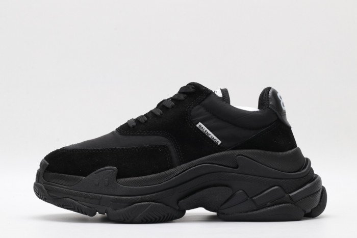 bbc07949102b8a23f51beb6434c3c4c9672fdcee BLCG TRIPLE SNEAKER - Image 1