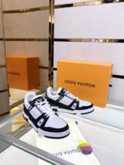 Loui Vuitto Low-Top SNEAKER - Image 8