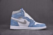 Jordan 1 Retro High OG Hyper Royal 555088-402 - Image 3