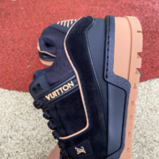 LV TRAINER MAXI Black raw rubber - Image 5