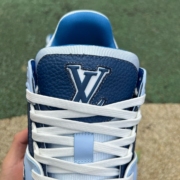 LV TRAINER MAXI Porcelain blue - Image 7