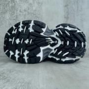 BLCG Sneaker 6XL - Image 9