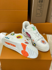 Loui Vuitto TRAINER SNEAKER - Image 5