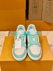 Loui Vuitto TRAINER SNEAKER - Image 6