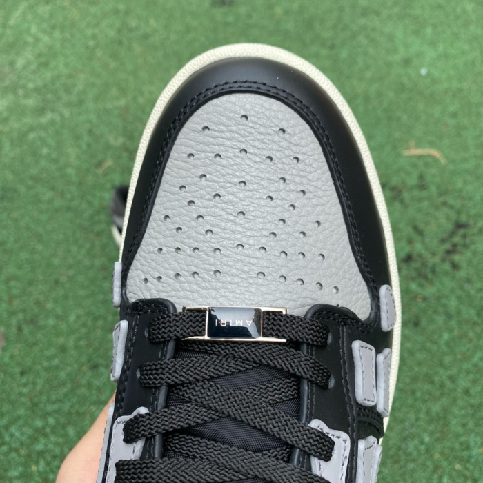 AR1M1 Low-Top Sneaker - Image 7