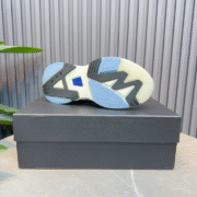 AR1M1 Low-Top Sneaker - Image 3