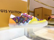 Loui Vuitto Low-Top SNEAKER - Image 4