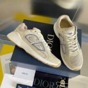 DR B30 Sneakers - Image 3