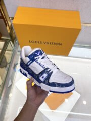 Loui Vuitto Low-Top SNEAKER - Image 4