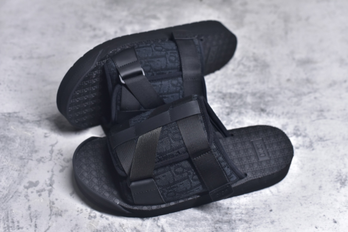 DR Slippers - Image 7
