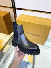 LOUS VUITON BOOTS - Image 3