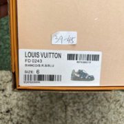 LV TRAINER MAXI Colored plaid army green - Image 6