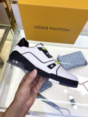Loui Vuitto TRAINER SNEAKER - Image 8