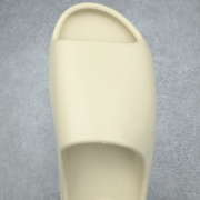 Adidas Yeezy Slide - Image 6