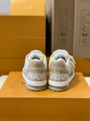 Loui Vuitto TRAINER SNEAKER - Image 4