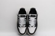 AR1M1 Low-Top Sneaker - Image 8