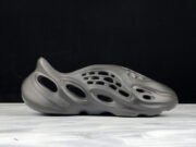 Yeezy Foam Runner Slide - Image 6